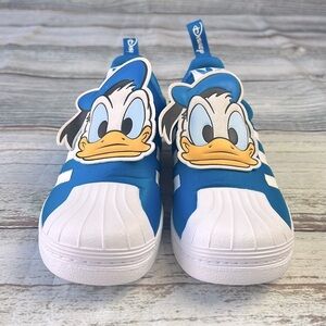 Adidas Kids' Originals Superstar 360 Blue, White and Yellow.
Toddler Size 3.